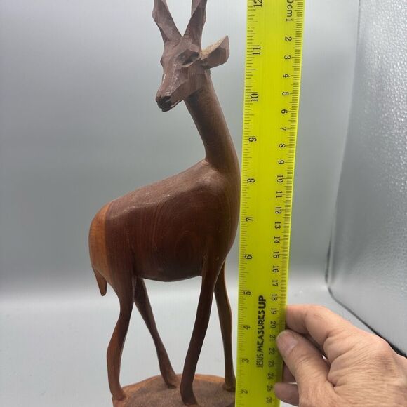 Vintage wooden hand carved antelope decor - Picture 9 of 11